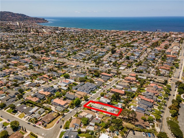 1029 Avenue A, Redondo Beach, California 90277, 3 Bedrooms Bedrooms, ,2 BathroomsBathrooms,Residential,Sold,Avenue A,SB21089960