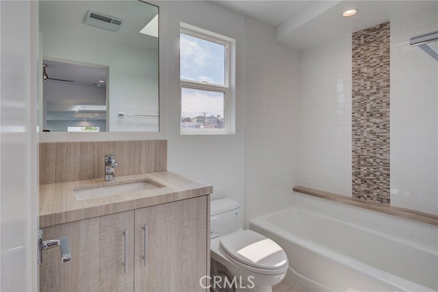 1729 Harriman Lane, Redondo Beach, California 90278, 4 Bedrooms Bedrooms, ,3 BathroomsBathrooms,Residential,Sold,Harriman,PV18140747