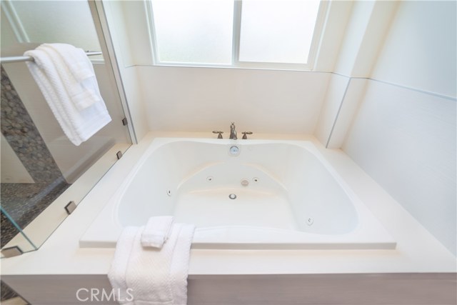 2110 Ernest Avenue, Redondo Beach, California 90278, 4 Bedrooms Bedrooms, ,3 BathroomsBathrooms,Residential,Sold,Ernest,SB18147464