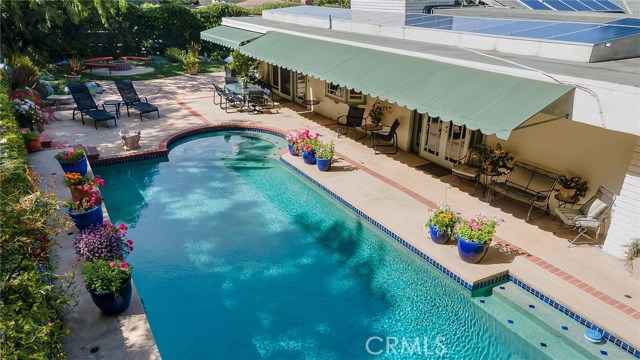 4 Bed Home for Sale in Encino, California