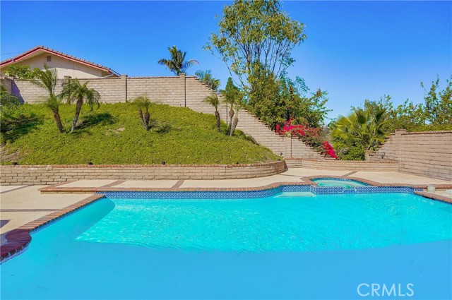 2065 Redondela Drive, Rancho Palos Verdes, California 90275, 4 Bedrooms Bedrooms, ,3 BathroomsBathrooms,Residential,Sold,Redondela,PV21037490