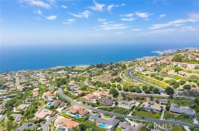 3438 Starline Drive, Rancho Palos Verdes, California 90275, 4 Bedrooms Bedrooms, ,5 BathroomsBathrooms,Residential,Sold,Starline,PV19218463