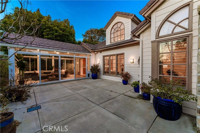 8 Hillcrest Meadows, Rolling Hills Estates, California 90274, 3 Bedrooms Bedrooms, ,3 BathroomsBathrooms,Residential,Sold,Hillcrest Meadows,CV19048842