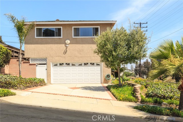 500 Green Lane, Redondo Beach, California 90278, 4 Bedrooms Bedrooms, ,2 BathroomsBathrooms,Residential,Sold,Green,SB18095659