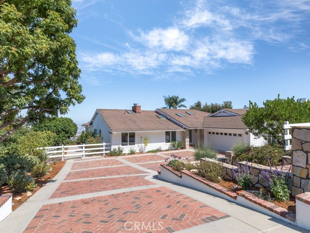 6 Outrider Road, Rolling Hills, California 90274, 5 Bedrooms Bedrooms, ,4 BathroomsBathrooms,Residential,Sold,Outrider,PV19203381