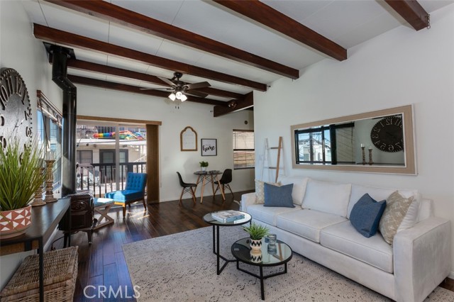 208 Kelp Street, Manhattan Beach, California 90266, 3 Bedrooms Bedrooms, ,1 BathroomBathrooms,Residential,Sold,Kelp,SB21034539