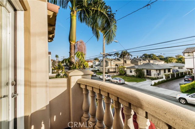 2205 Bataan Road, Redondo Beach, California 90278, 4 Bedrooms Bedrooms, ,2 BathroomsBathrooms,Residential,Sold,Bataan,SB21028116
