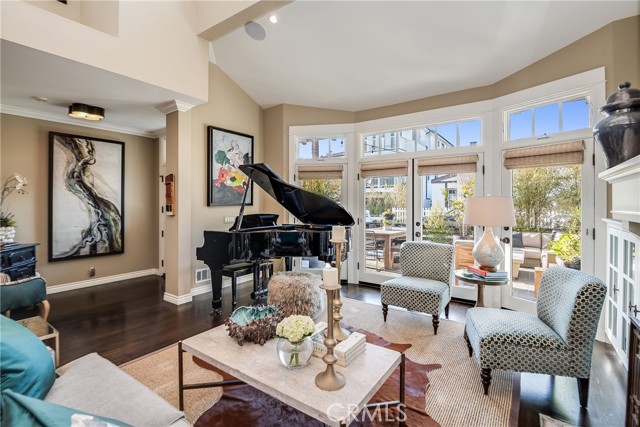 524 4th Street, Manhattan Beach, California 90266, 4 Bedrooms Bedrooms, ,2 BathroomsBathrooms,Residential,Sold,4th,SB21061545