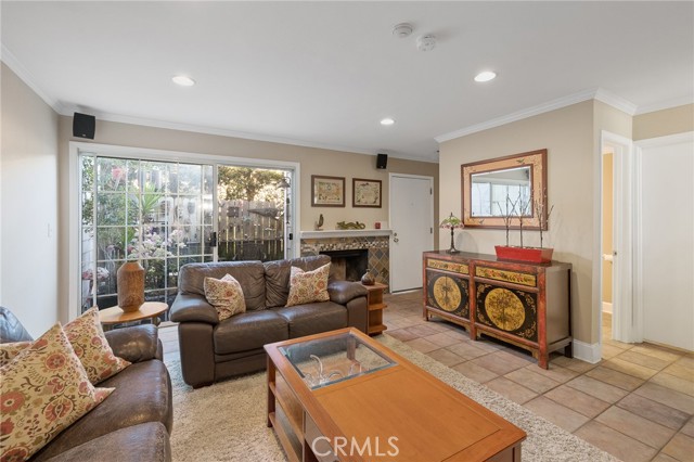 2109 Clark Lane, Redondo Beach, California 90278, 3 Bedrooms Bedrooms, ,3 BathroomsBathrooms,Residential,Sold,Clark,SB21030840