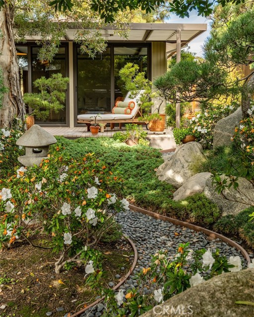 15 Margate Square, Palos Verdes Estates, California 90274, 3 Bedrooms Bedrooms, ,2 BathroomsBathrooms,Residential,Sold,Margate,SB21026966