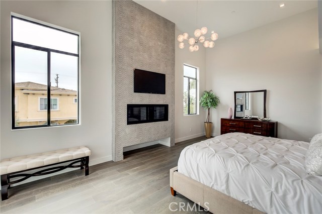 1909 Huntington Lane, Redondo Beach, California 90278, 4 Bedrooms Bedrooms, ,3 BathroomsBathrooms,Residential,Sold,Huntington,PV18234490