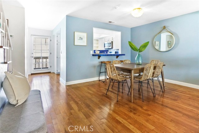 239 Juanita Avenue, Redondo Beach, California 90277, 2 Bedrooms Bedrooms, ,2 BathroomsBathrooms,Residential,Sold,Juanita,RS20073580