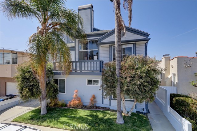 727 9th Street, Hermosa Beach, California 90254, 3 Bedrooms Bedrooms, ,2 BathroomsBathrooms,Residential,Sold,9th,SB21116227