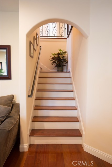 508 Lucia Avenue, Redondo Beach, California 90277, 4 Bedrooms Bedrooms, ,2 BathroomsBathrooms,Residential,Sold,Lucia,SB17079122