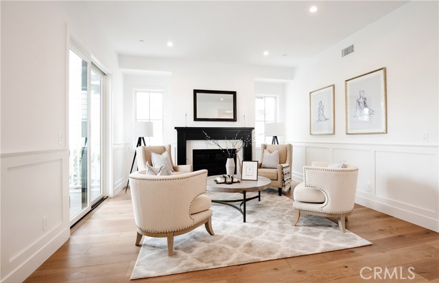 617 31st Street, Manhattan Beach, California 90266, 7 Bedrooms Bedrooms, ,2 BathroomsBathrooms,Residential,Sold,31st,SB20084953