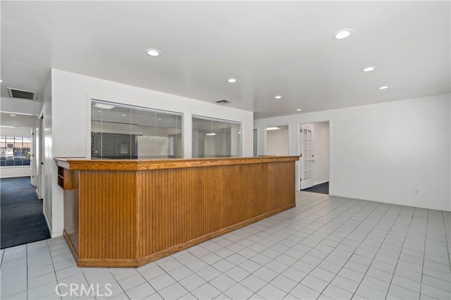 Valley, 92025, ,Commercial,For Sale,Valley,SW20155378