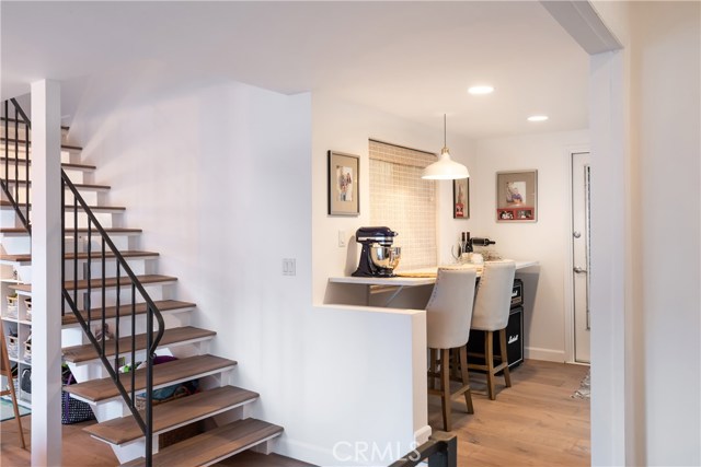 2101 Chestnut Avenue, Manhattan Beach, California 90266, 3 Bedrooms Bedrooms, ,2 BathroomsBathrooms,Residential,Sold,Chestnut,SB20028449
