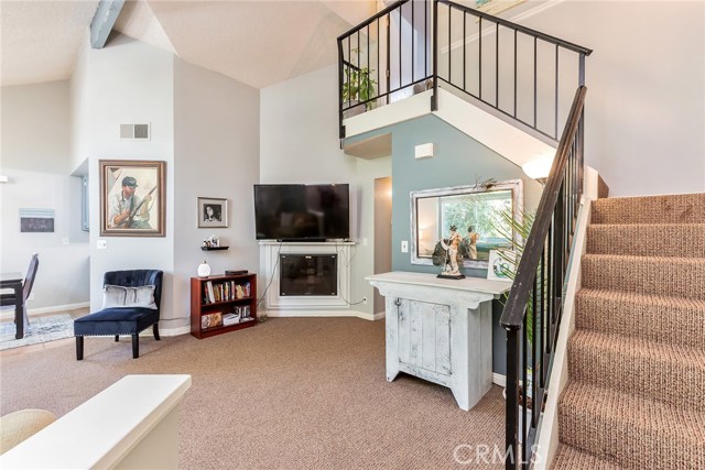 2 Bed Home for Sale in Canyon Country, California