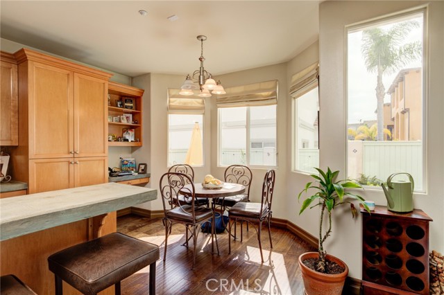 1303 Rindge Lane, Redondo Beach, California 90278, 4 Bedrooms Bedrooms, ,3 BathroomsBathrooms,Residential,Sold,Rindge,SB21073831