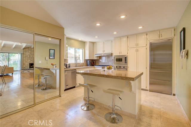 2108 Rockefeller Lane, Redondo Beach, California 90278, 2 Bedrooms Bedrooms, ,2 BathroomsBathrooms,Residential,Sold,Rockefeller,SB19238664