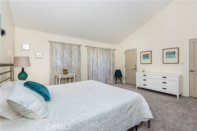 208 Juanita Avenue, Redondo Beach, California 90277, 3 Bedrooms Bedrooms, ,3 BathroomsBathrooms,Residential,Sold,Juanita,SB18196723