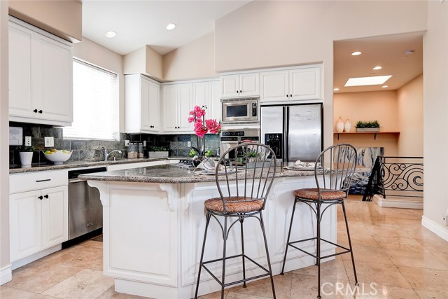 2109 Vanderbilt Lane, Redondo Beach, California 90278, 4 Bedrooms Bedrooms, ,2 BathroomsBathrooms,Residential,Sold,Vanderbilt,SB19264940