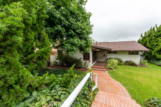 729 27th Street, Manhattan Beach, California 90266, 3 Bedrooms Bedrooms, ,2 BathroomsBathrooms,Residential,Sold,27th,RS20129725