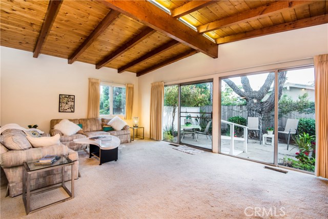 724 13th Street, Manhattan Beach, California 90266, 4 Bedrooms Bedrooms, ,2 BathroomsBathrooms,Residential,Sold,13th,SB17253786
