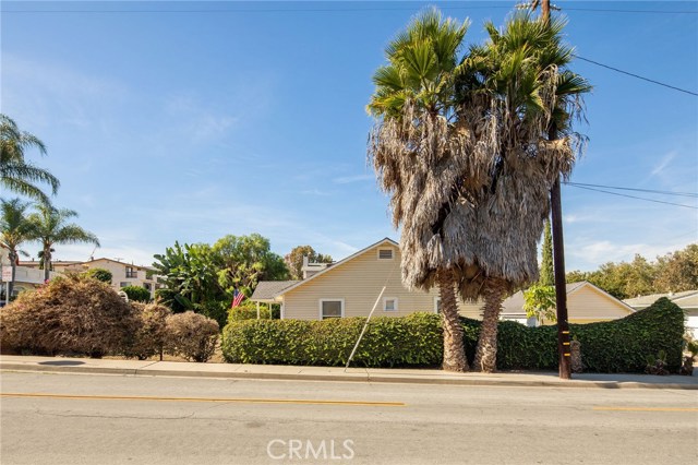 2623 Voorhees Avenue, Redondo Beach, California 90278, 3 Bedrooms Bedrooms, ,1 BathroomBathrooms,Residential,Sold,Voorhees,SB18274134