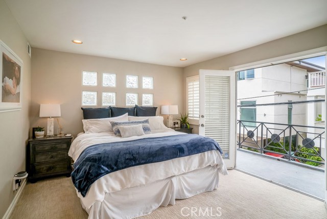 433 Marine Avenue, Manhattan Beach, California 90266, 3 Bedrooms Bedrooms, ,3 BathroomsBathrooms,Residential,Sold,Marine,SB19210558