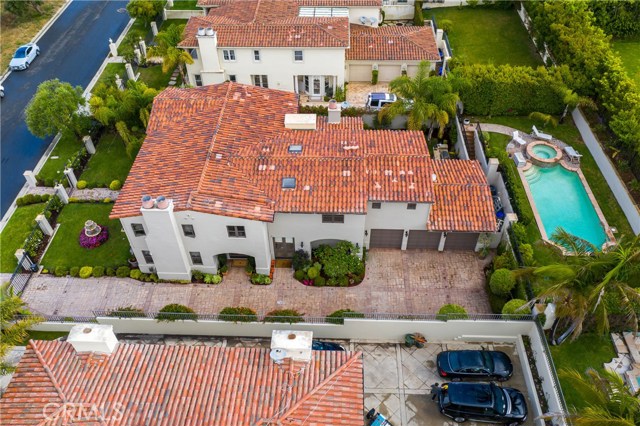 Aerial photo looking toward the driveway...