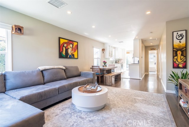 1426 Marine Avenue, Manhattan Beach, California 90266, 2 Bedrooms Bedrooms, ,1 BathroomBathrooms,Residential,Sold,Marine,SB18274814