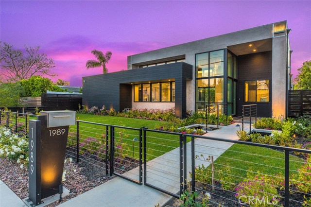 Photo of 1989 Orange Avenue, Costa Mesa, CA 92627