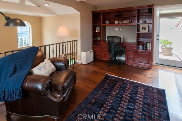 619 Broadway, Redondo Beach, California 90277, 3 Bedrooms Bedrooms, ,2 BathroomsBathrooms,Residential,Sold,Broadway,SB17102336