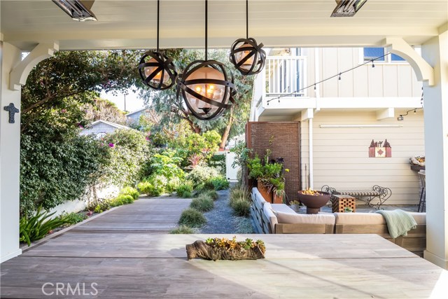 756 36th Street, Manhattan Beach, California 90266, 6 Bedrooms Bedrooms, ,3 BathroomsBathrooms,Residential,Sold,36th,SB20029845