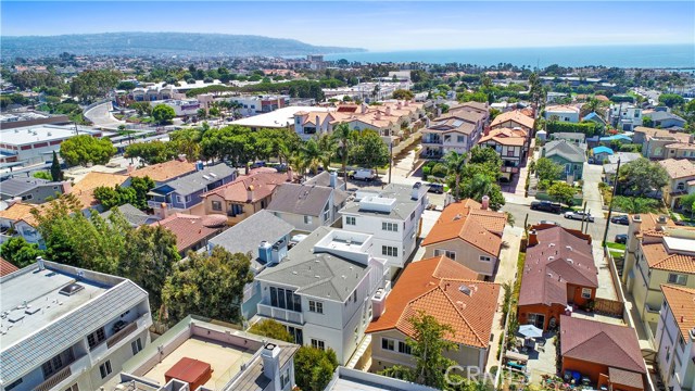 512 Irena, Redondo Beach, California 90277, 4 Bedrooms Bedrooms, ,2 BathroomsBathrooms,Residential,Sold,Irena,SB20156478