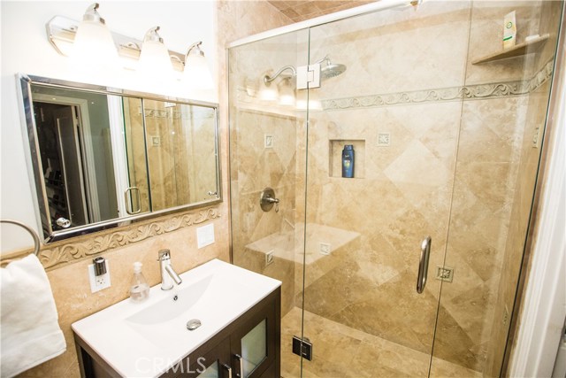 1520 Bayview, Hermosa Beach, California 90254, 3 Bedrooms Bedrooms, ,2 BathroomsBathrooms,Residential,Sold,Bayview,SB19028749