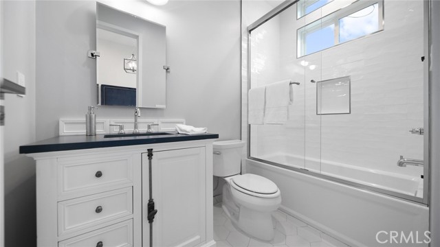 1904 Mathews Ave, Redondo Beach, California 90278, 5 Bedrooms Bedrooms, ,5 BathroomsBathrooms,Residential,Sold,Mathews Ave,PV21055128