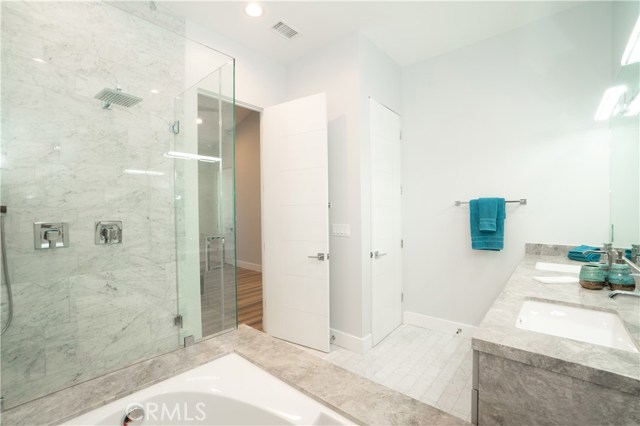 2601 Nelson Avenue, Redondo Beach, California 90278, 4 Bedrooms Bedrooms, ,3 BathroomsBathrooms,Residential,Sold,Nelson,SB18212308