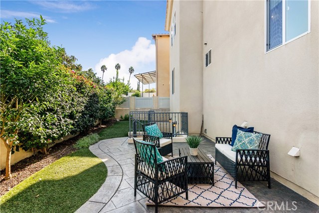 708 Lucia Avenue, Redondo Beach, California 90277, 4 Bedrooms Bedrooms, ,2 BathroomsBathrooms,Residential,Sold,Lucia,SB20227014
