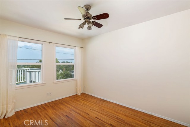 613 19th Street, Manhattan Beach, California 90266, 3 Bedrooms Bedrooms, ,2 BathroomsBathrooms,Residential,Sold,19th,SB19216606