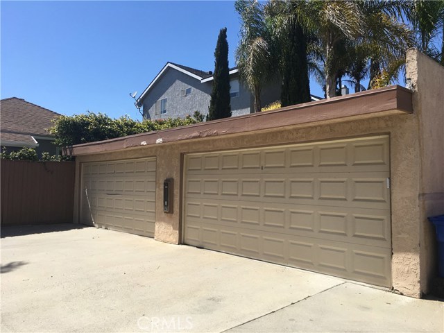 1915 Marshallfield Lane, Redondo Beach, California 90278, ,Residential Income,Sold,Marshallfield,SB17073964