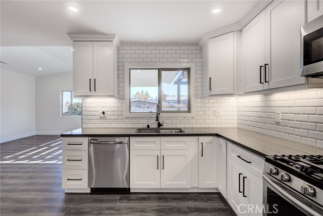 2002 Caddington Drive, Rancho Palos Verdes, California 90275, 3 Bedrooms Bedrooms, ,2 BathroomsBathrooms,Residential,Sold,Caddington,SB19286357