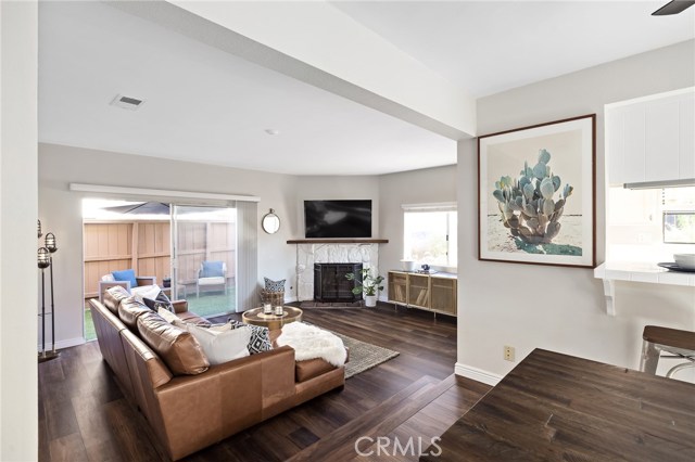2701 Voorhees Avenue, Redondo Beach, California 90278, 2 Bedrooms Bedrooms, ,2 BathroomsBathrooms,Residential,Sold,Voorhees,SB20156888