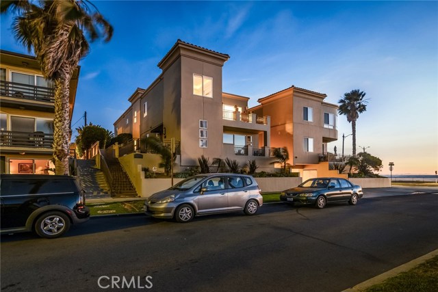 1800 Esplanade, Redondo Beach, California 90277, 3 Bedrooms Bedrooms, ,2 BathroomsBathrooms,Residential,Sold,Esplanade,SB18062659