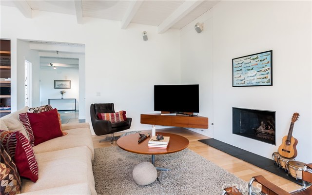 2417 Oak Avenue, Manhattan Beach, California 90266, 3 Bedrooms Bedrooms, ,2 BathroomsBathrooms,Residential,Sold,Oak,SB18175025