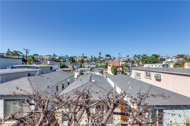 1729 Steinhart Avenue, Redondo Beach, California 90278, 3 Bedrooms Bedrooms, ,2 BathroomsBathrooms,Residential,Sold,Steinhart,SB19212753