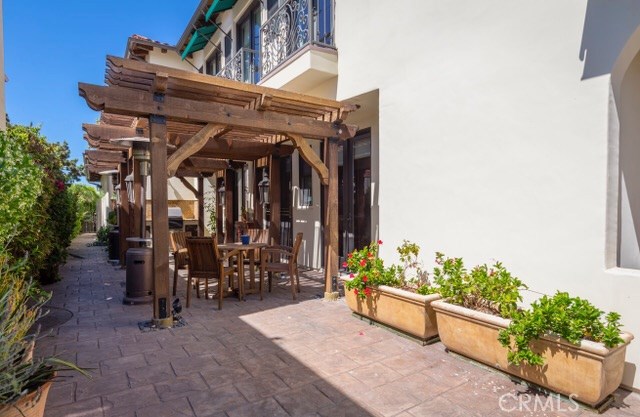 618 Maria Avenue, Redondo Beach, California 90277, 4 Bedrooms Bedrooms, ,2 BathroomsBathrooms,Residential,Sold,Maria,SB17056583