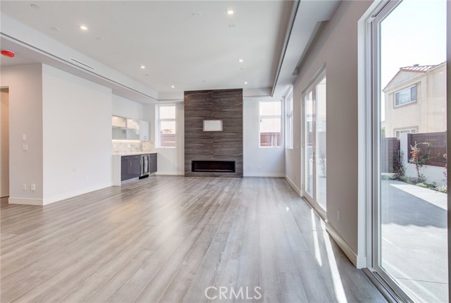 1011 Spencer Street, Redondo Beach, California 90277, 4 Bedrooms Bedrooms, ,3 BathroomsBathrooms,Residential,Sold,Spencer,PV20031489