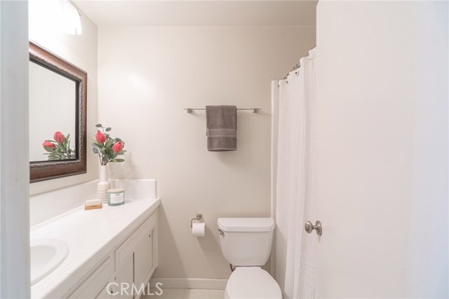 800 Camino Real, Redondo Beach, California 90277, 2 Bedrooms Bedrooms, ,2 BathroomsBathrooms,Residential,Sold,Camino Real,SB20200245